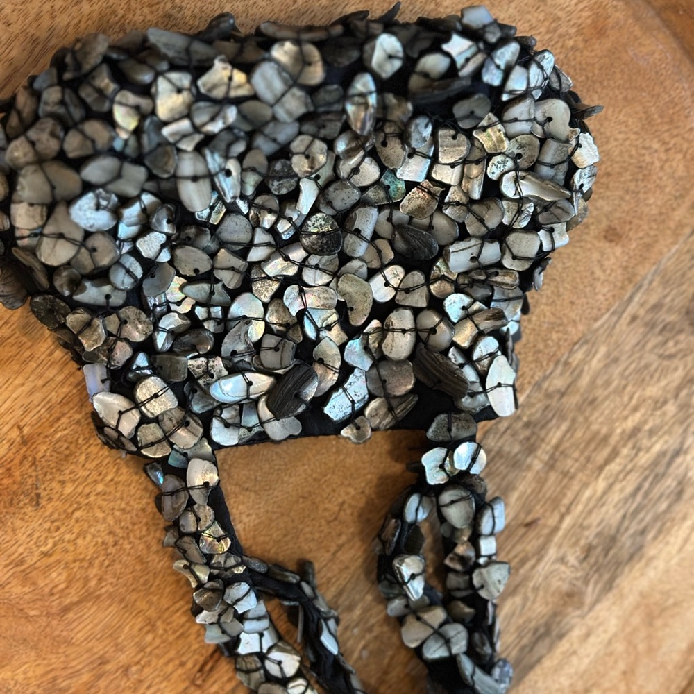 Moyna Black Beaded Shell Card Holder with Iridescent Accents